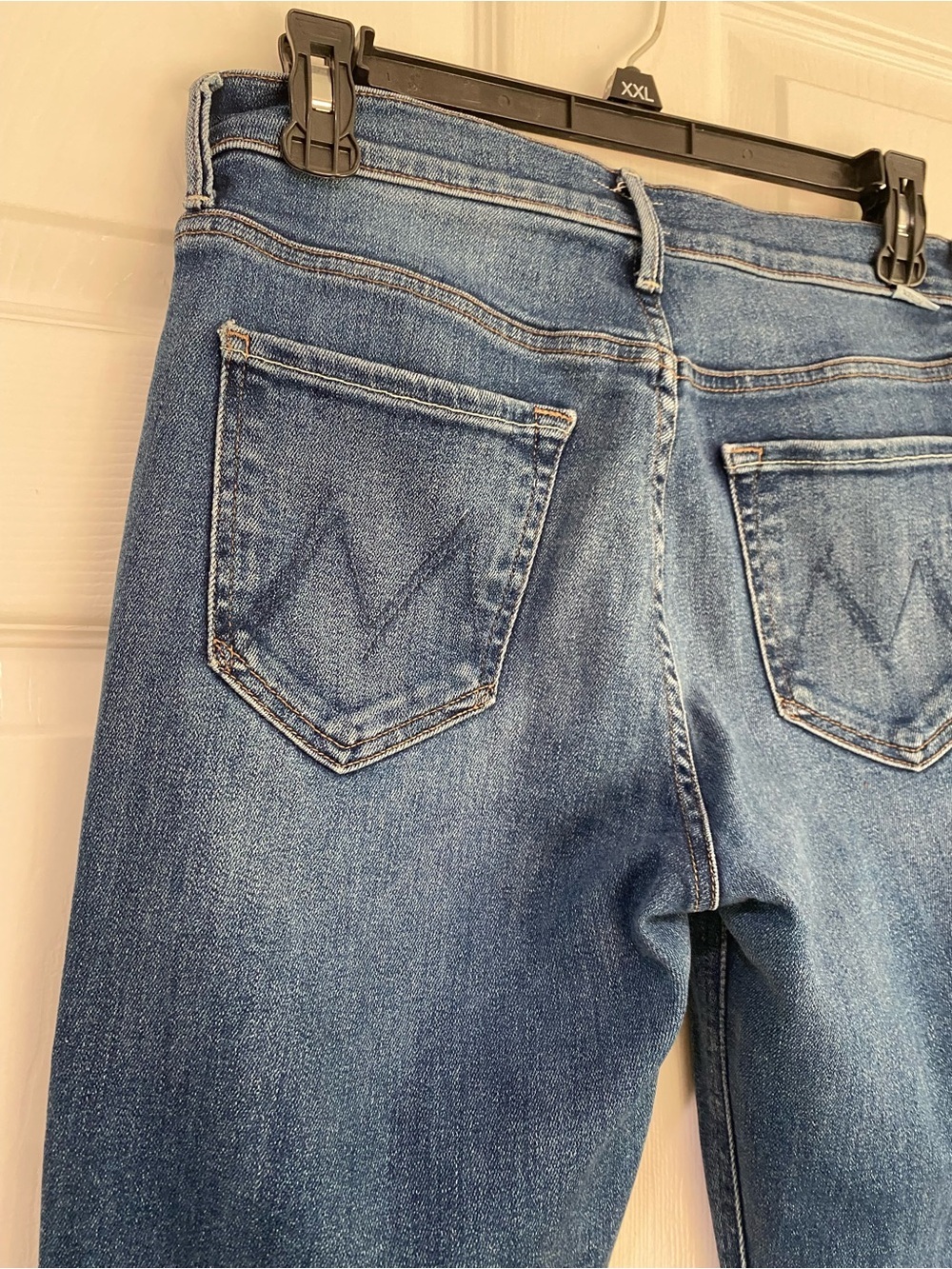 MOTHER The Mid Rise Dazzler Ankle Jeans in Satisfaction Guaranteed Size 29 - Picture 9 of 15